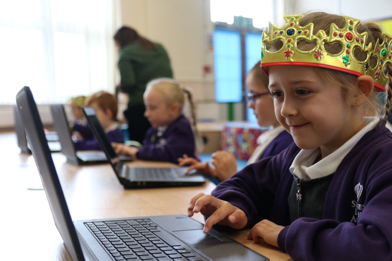 Skegness Infant Academy ICT in our new HUB!